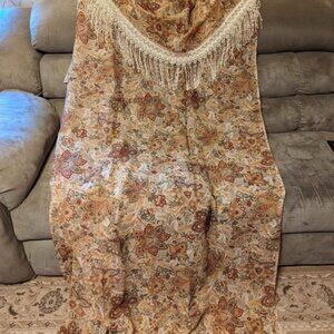 Semi-sheer curtain set